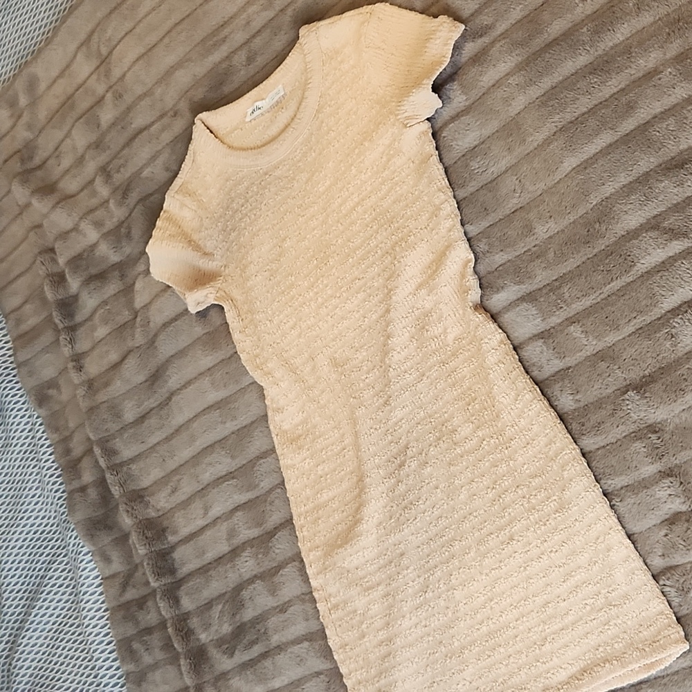 Elodie textured dress